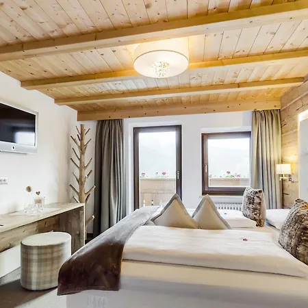Otel Jaegerheim 3s Selva di Val Gardena
